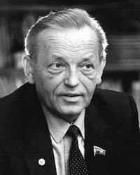 Валетнтин Афанасьевич Коптюг